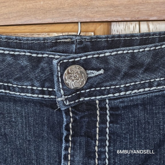 Lane Bryant Women Blue Jeans 24 43x21 Capri Denim Plus Size Embellished Pocket - Picture 1 of 11